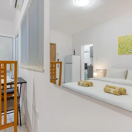 Apartment Lovely In Msida